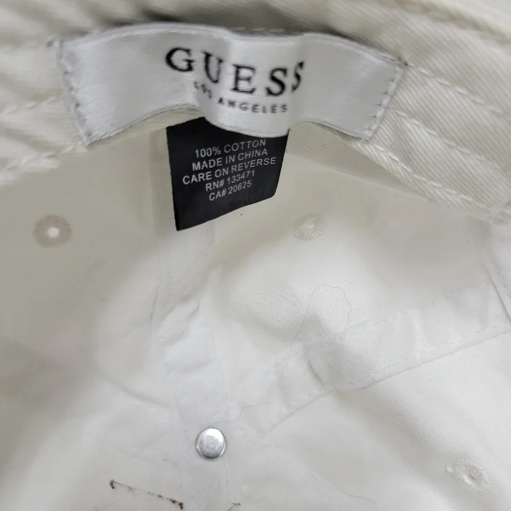 GUESS Women's Baseball Hat White 100% Cotton